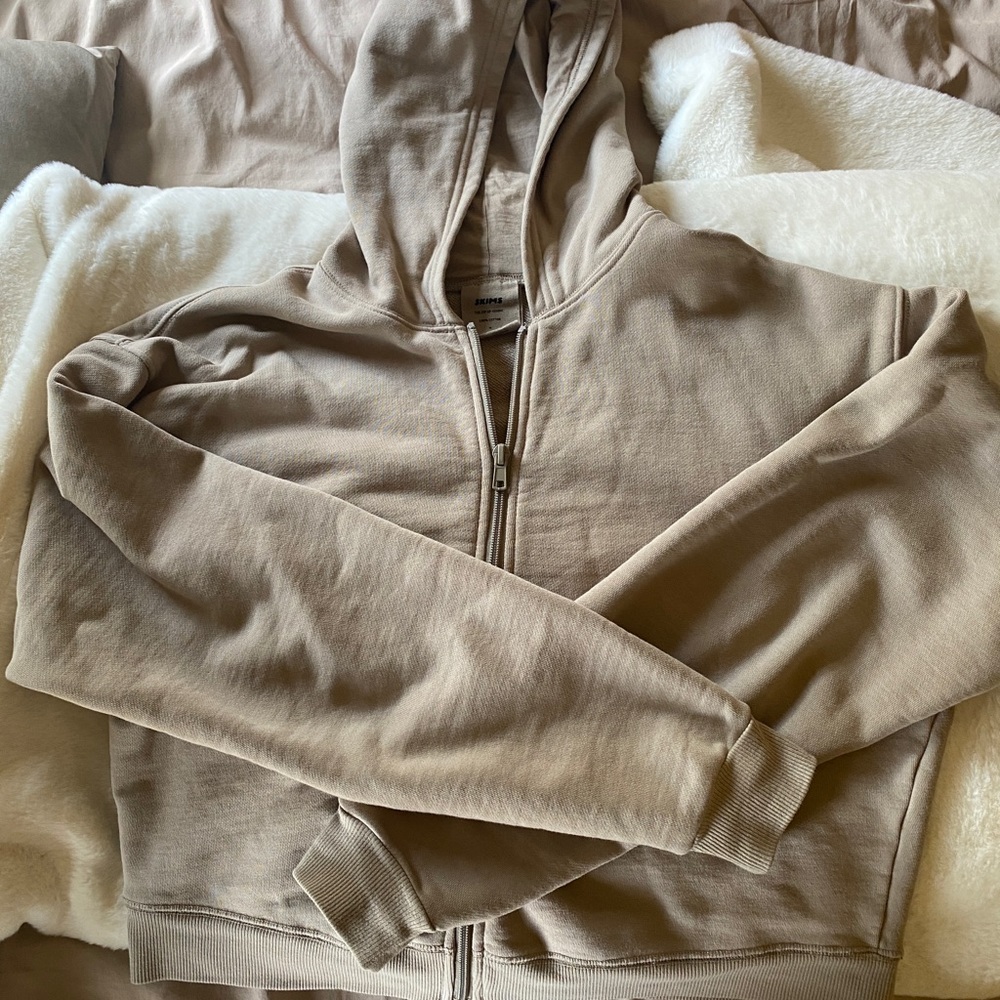 skims outdoor fleece zip up (m)